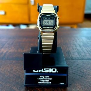 NWOT Casio Women’s Vintage Gold Watch